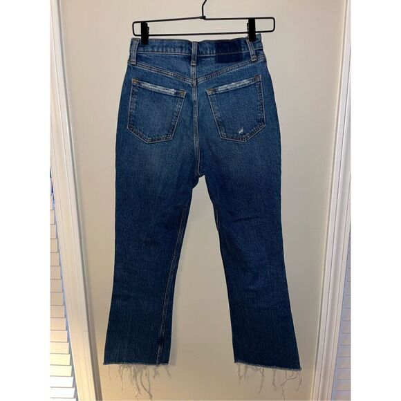Abercrombie & Fitch Kick Flare Ultra High Rise Jeans 2R - Picture 2 of 3
